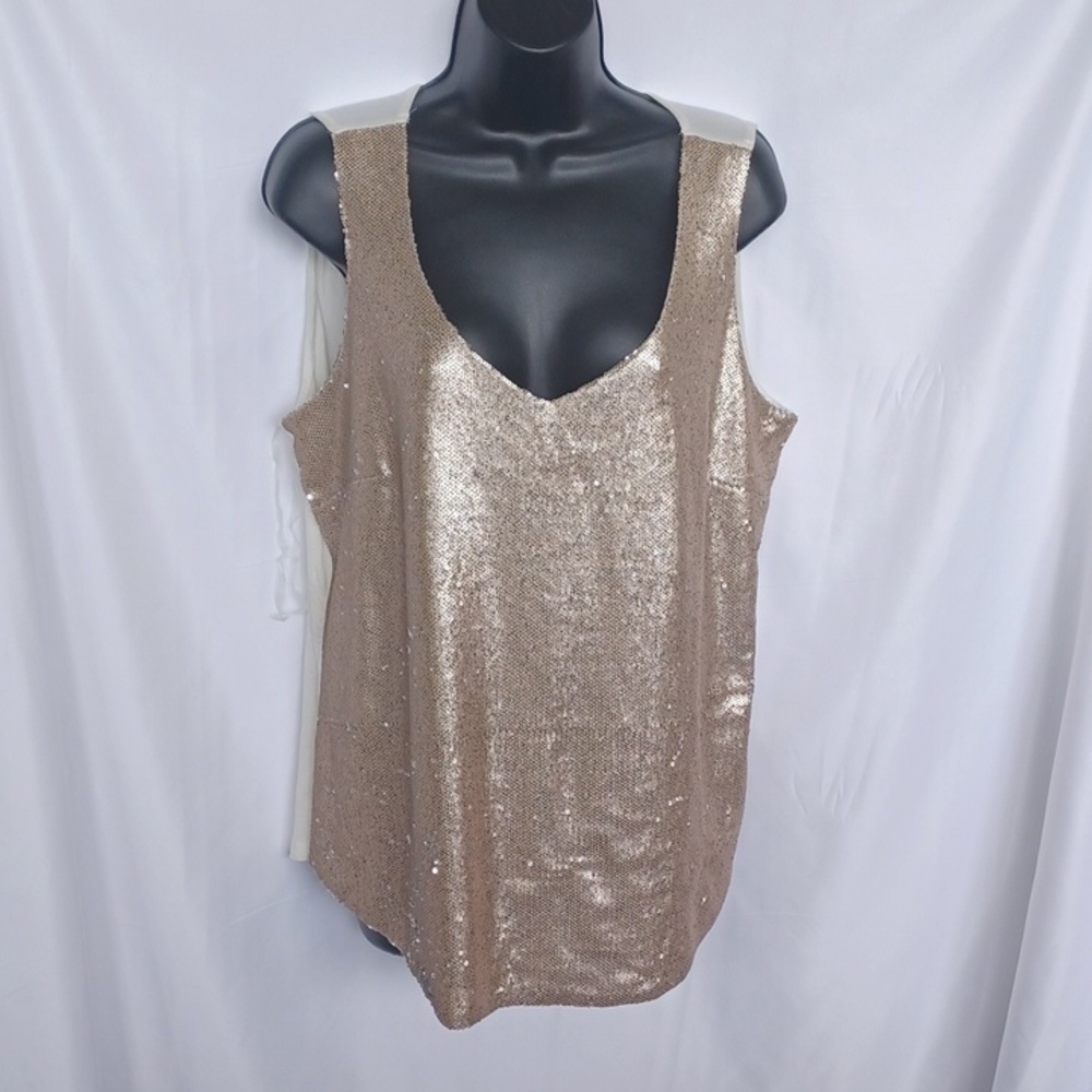 Worthington statement sparkle top size extra large